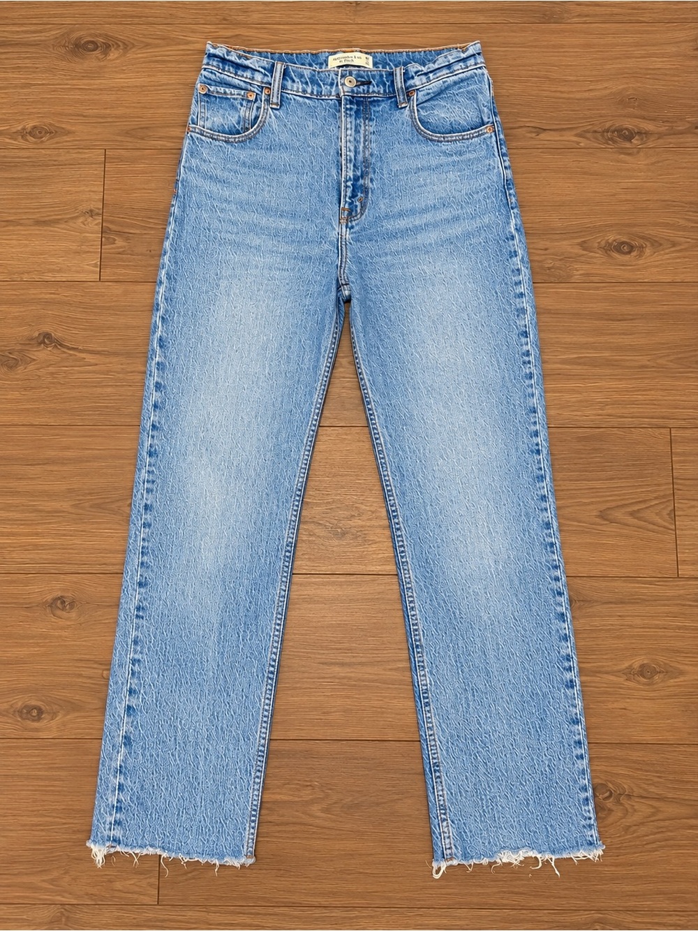 Abercrombie & Fitch ’90s Straight Ultra High Rise Jeans Size 28/6L Raw Hem